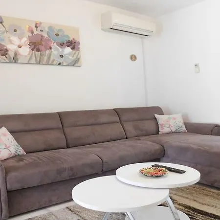 Andrija In Zadar, 50m From The Beach Zadar